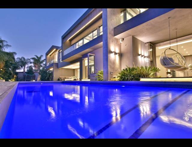 5 BEDROOM HOUSE FOR SALE IN SANDOWN